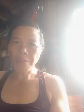 Snapshot of Elfledaa chatting on 06/25/26, 06:29 Elfledaa online show from 06/25/26, 06:29