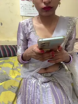 Snapshot of bold_priya chatting on 07/22/26, 01:30 bold priya online show from 07/22/26, 01:30