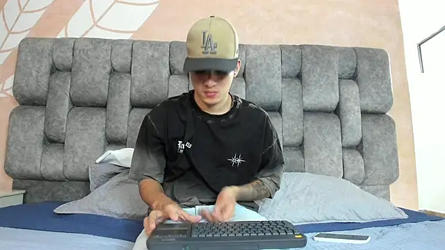 wesley boyy  online show from 05/27/26, 08:17