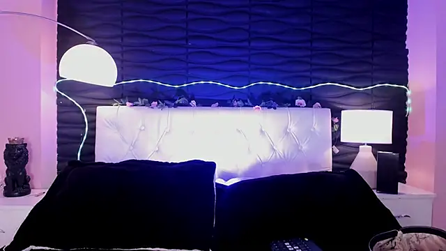 Snapshot of Natasha_Nassty chatting on 06/25/26, 08:46 Natasha Nassty online show from 06/25/26, 08:46