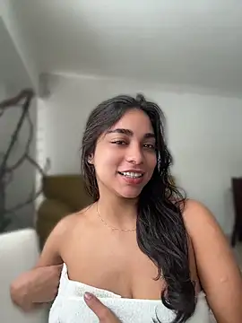 BellaRicciX X online show from 05/24/26, 04:23