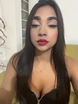 BellaRicciX X online show from 05/26/26, 11:34