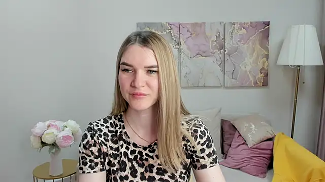 RoxyReignn online show from 05/30/26, 10:18
