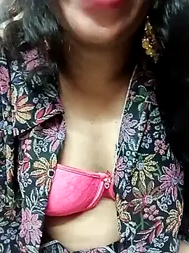 roopa   online show from 06/05/26, 03:13