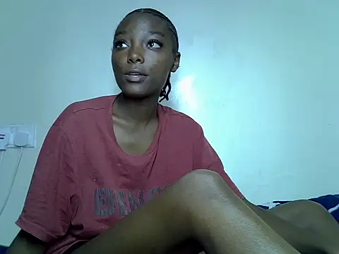 Tasha Arianah online show from 07/03/26, 12:44