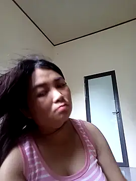 Giee00 online show from 05/25/26, 09:48