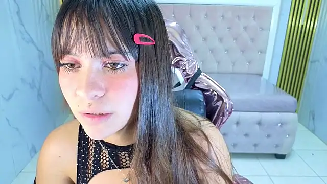 isabeau s online show from 06/19/26, 01:37