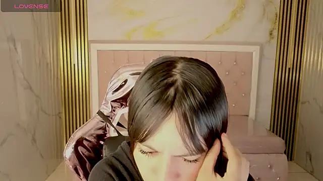 isabeau s online show from 07/09/26, 01:04
