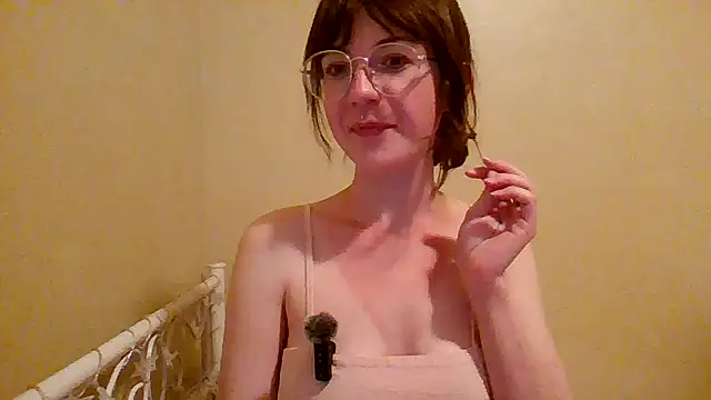 vierarune online show from 06/01/26, 03:52