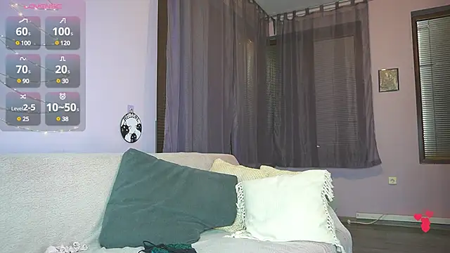 SoLovelyAnna online show from 12/19/24, 10:42