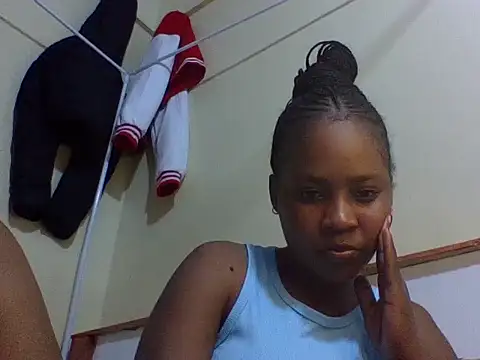 Prettydoll2 online show from 05/31/26, 05:42