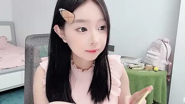 Yoyo33355 online show from 06/25/26, 03:39