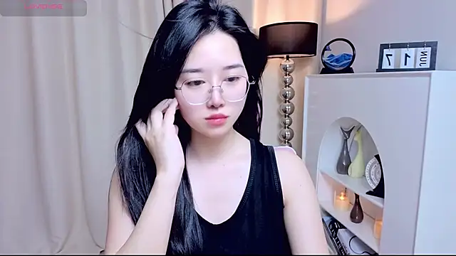 miuu6868 online show from 06/17/26, 02:03