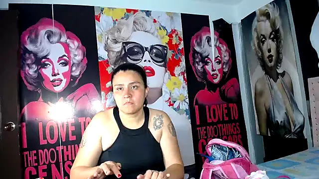 BaddieLuxe  online show from 05/26/26, 10:33