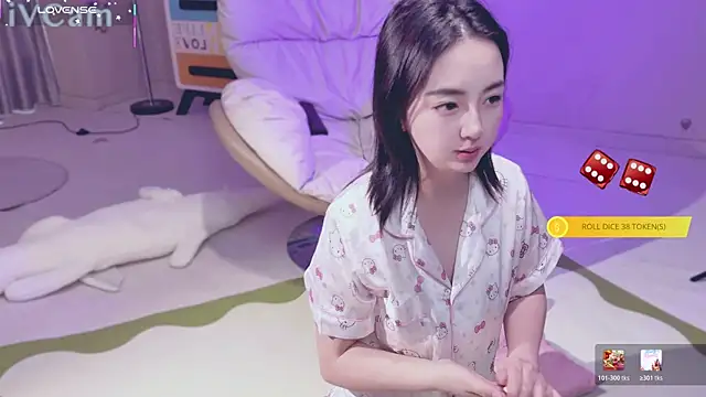 qianqianliao online show from 06/28/26, 04:18