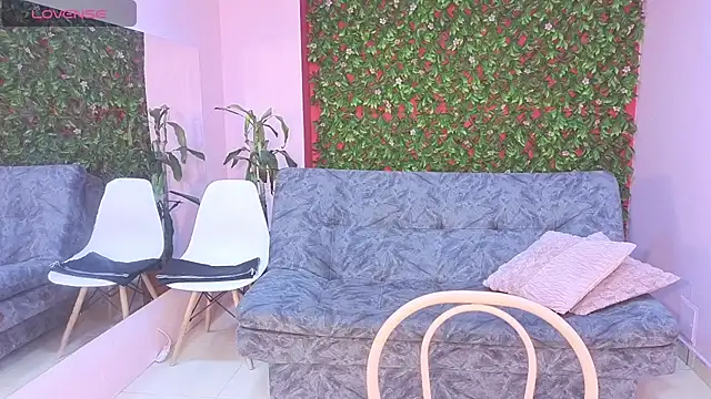 Snapshot of sexy_ailin chatting on 07/11/26, 10:51 sexy ailin online show from 07/11/26, 10:51