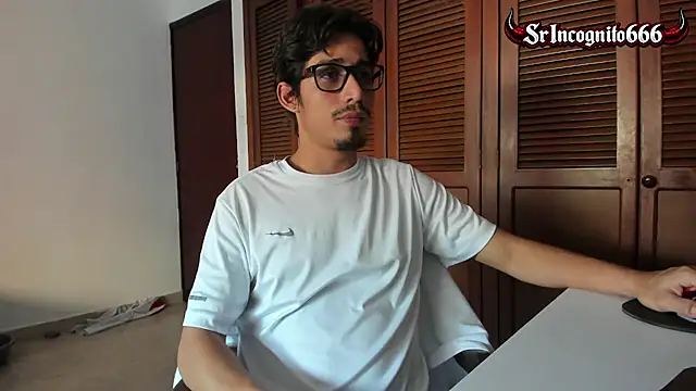 Snapshot of SrIncognito666 chatting on 07/03/26, 11:38 SrIncognito666 online show from 07/03/26, 11:38