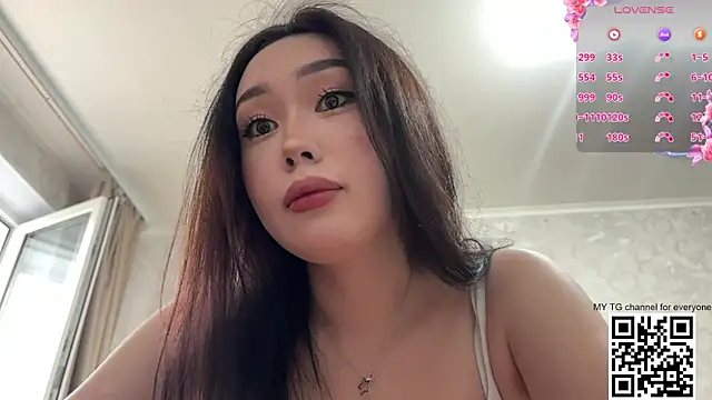 LilowNax online show from 06/29/26, 02:06