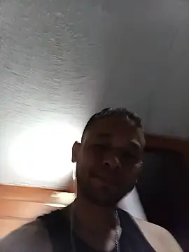 Men 05 online show from 06/10/26, 03:39