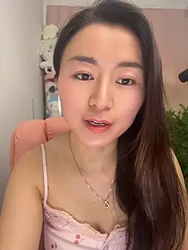 shanshan66666 online show from 06/12/26, 12:53