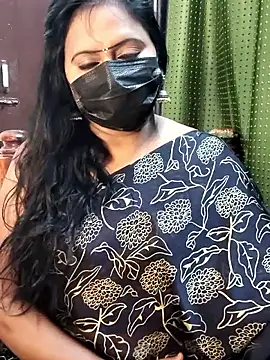 Snapshot of Meera_mia chatting on 05/28/26, 09:39 Meera mia online show from 05/28/26, 09:39