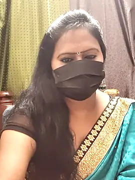 Snapshot of Meera_mia chatting on 06/07/26, 11:19 Meera mia online show from 06/07/26, 11:19