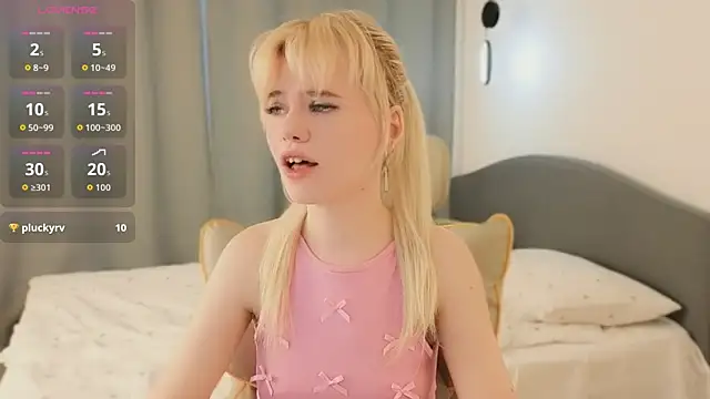 mood berry  online show from 07/03/26, 01:17