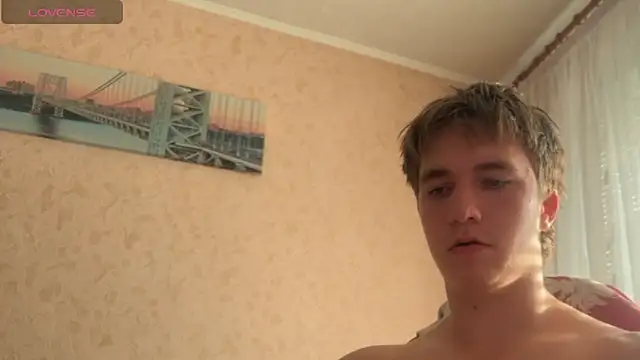 Snapshot of Goolden_Flaash chatting on 08/03/26, 02:44 Goolden Flaash online show from 08/03/26, 02:44