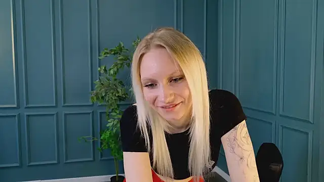 Snapshot of haleybooo chatting on 05/27/26, 05:15 haleybooo online show from 05/27/26, 05:15