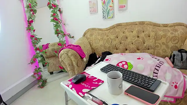 victoriagomez 1 online show from 05/30/26, 12:24