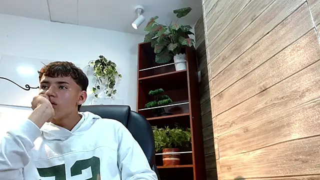 Ryan grayx online show from 05/27/26, 02:36