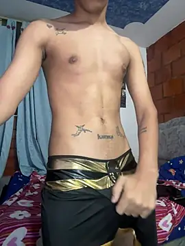 Snapshot of camiloest chatting on 05/26/26, 04:30 camiloest online show from 05/26/26, 04:30