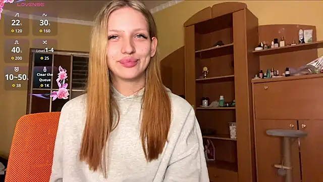 xXMelanieseXx online show from 06/22/26, 04:26