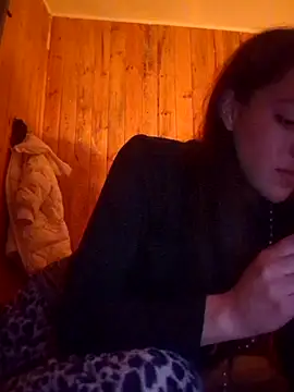 Snapshot of VickymoreX chatting on 06/17/26, 08:17 VickymoreX online show from 06/17/26, 08:17