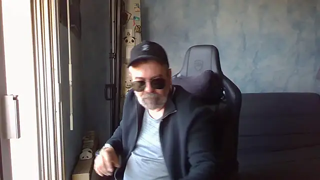 Snapshot of panda_06200 chatting on 06/06/26, 08:41 panda 06200 online show from 06/06/26, 08:41