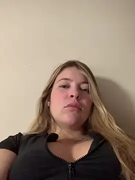 thania bby online show from 06/02/26, 12:18