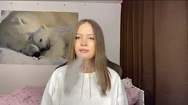 StefiMoon online show from 05/26/26, 03:08