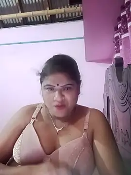 Maya Vabi online show from 07/07/26, 01:48