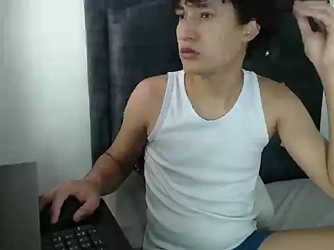 Snapshot of Jerry_skinnyyy chatting on 05/28/26, 02:03 Jerry skinnyyy online show from 05/28/26, 02:03