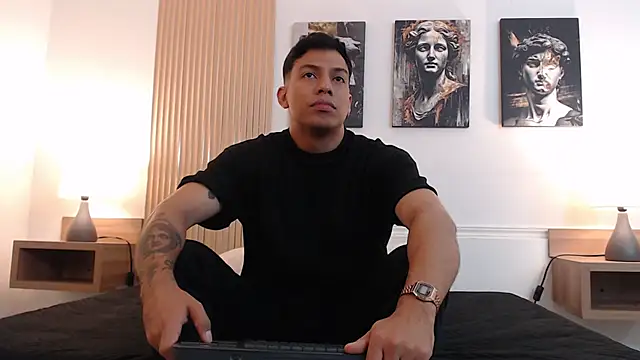Snapshot of Diego_salvatore chatting on 06/18/26, 02:43 Diego salvatore online show from 06/18/26, 02:43