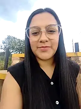 Snapshot of Sexy_nayra_outdoors_ chatting on 05/27/26, 08:50 Sexy nayra outdoors online show from 05/27/26, 08:50