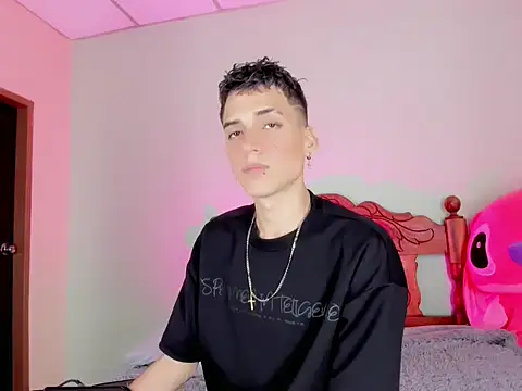 latino boyy  online show from 07/28/26, 06:20