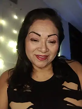Snapshot of Khatty_Sex chatting on 06/17/26, 07:15 Khatty Sex online show from 06/17/26, 07:15