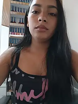 xcleila online show from 06/24/26, 02:05
