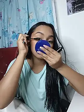 xcleila online show from 07/17/26, 07:37