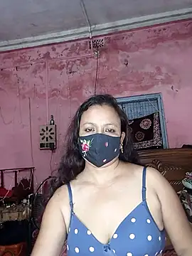 MoonLusty online show from 06/11/26, 05:00