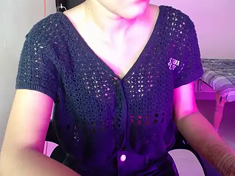 cute muskan09 online show from 06/02/26, 05:09