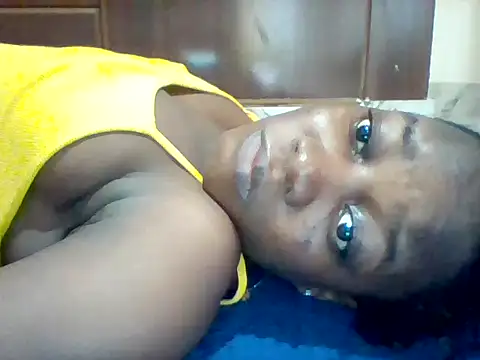 Snapshot of zainaxxxxx chatting on 06/19/26, 09:24 zainaxxxxx online show from 06/19/26, 09:24