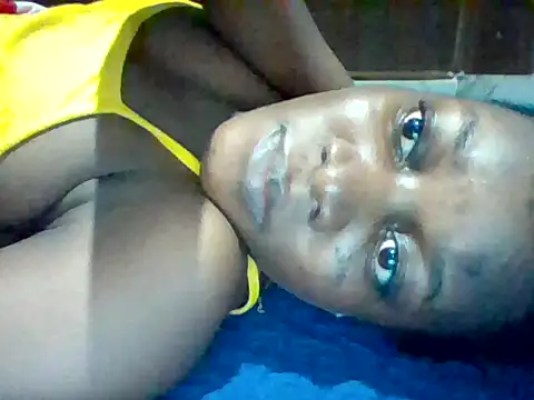 Snapshot of zainaxxxxx chatting on 06/20/26, 09:39 zainaxxxxx online show from 06/20/26, 09:39