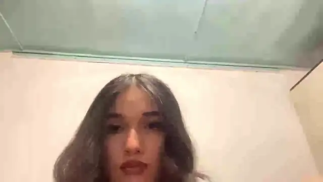 LisetteParajon online show from 05/30/26, 04:15